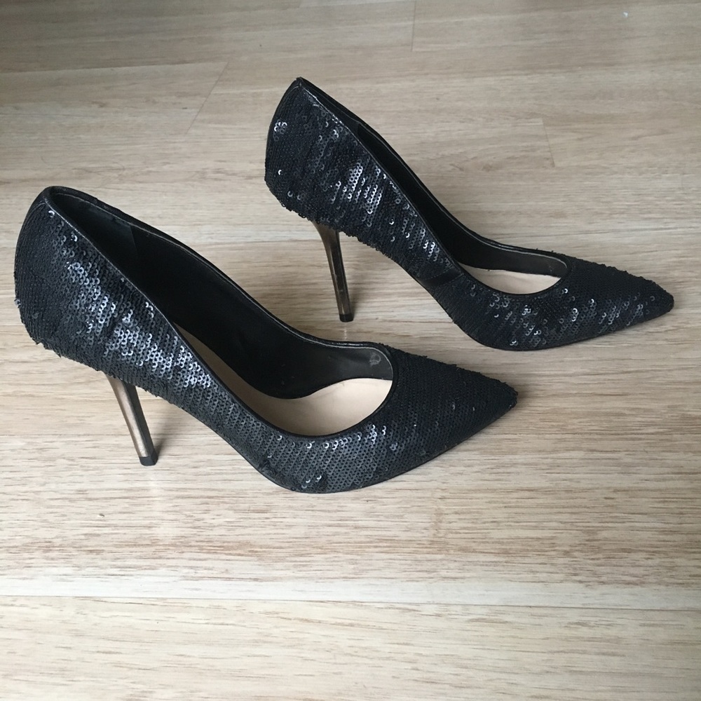 Guess Sequin Pointed Toe Pumps